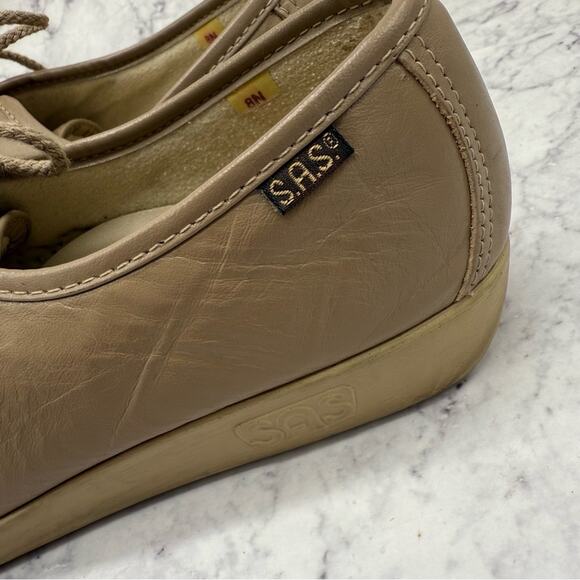 SAS, Granny core Shoes. Leather Uppers. Size 8Narrow. Excellent condition! - Picture 3 of 10